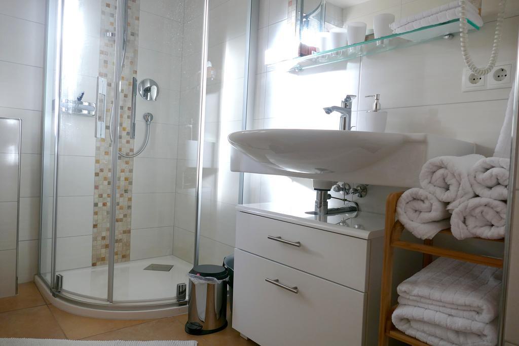 Haus Lundegg Apartment Finkenberg Ngoại thất bức ảnh